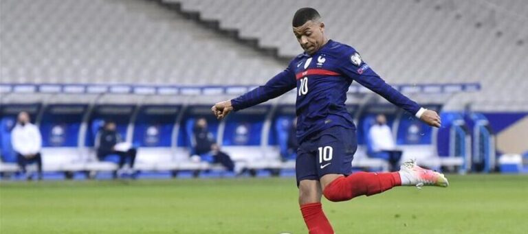 Mbappé: Uvidíme, co bude v neděli, ale já chci hrát vždycky