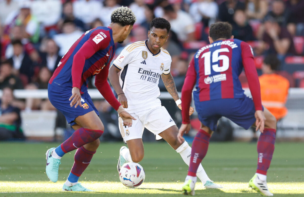 Rodrygo a Christensen (zdroj: realmadrid.com)