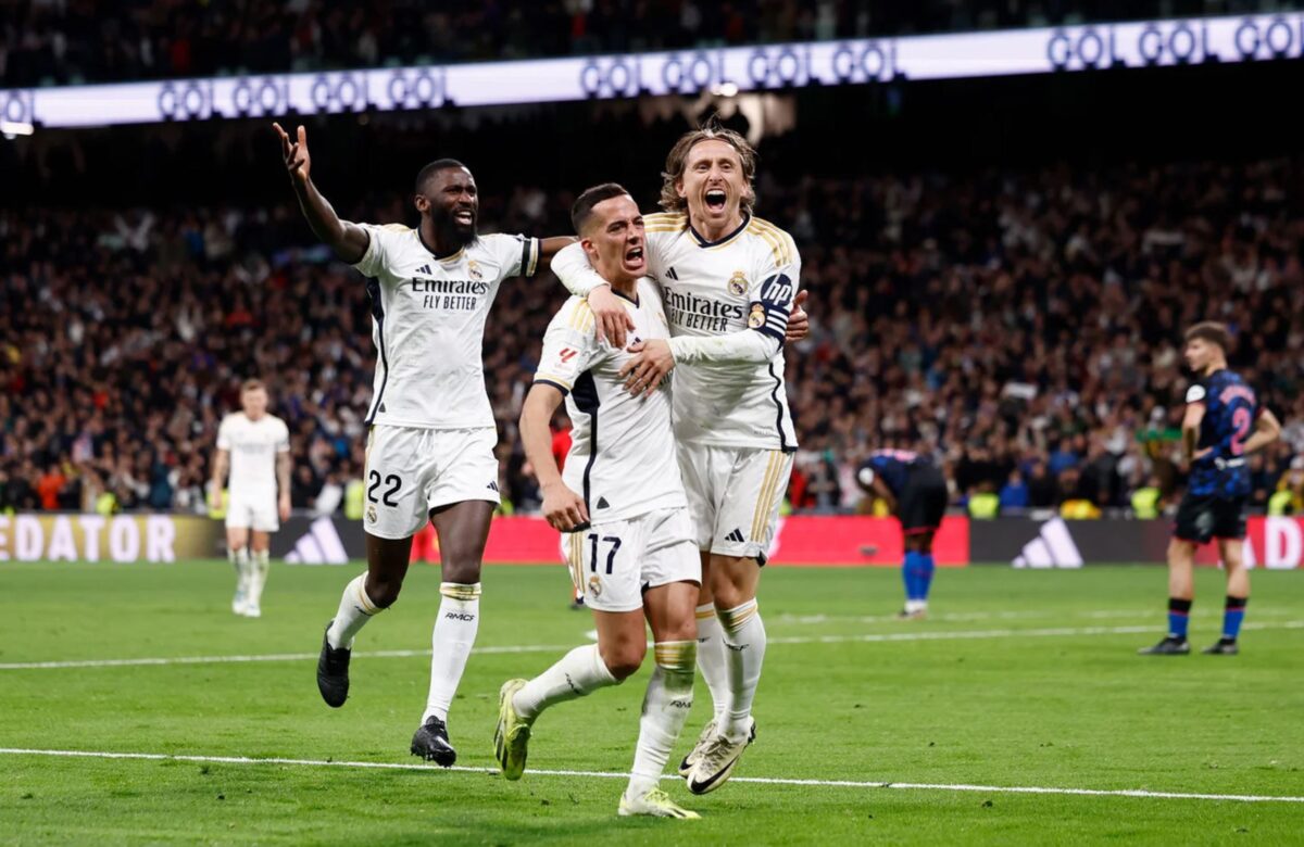 Modrić, Vazquez a Rudiger (zdroj: realmadrid.com)