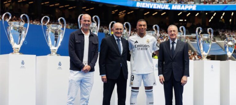 Sky Sport: Zidane favoritem Florentina na nahrazení Xabiho Alonsa