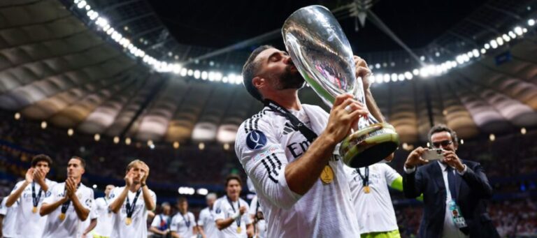 OFICIÁLNĚ: Dani Carvajal končí v Realu Madrid