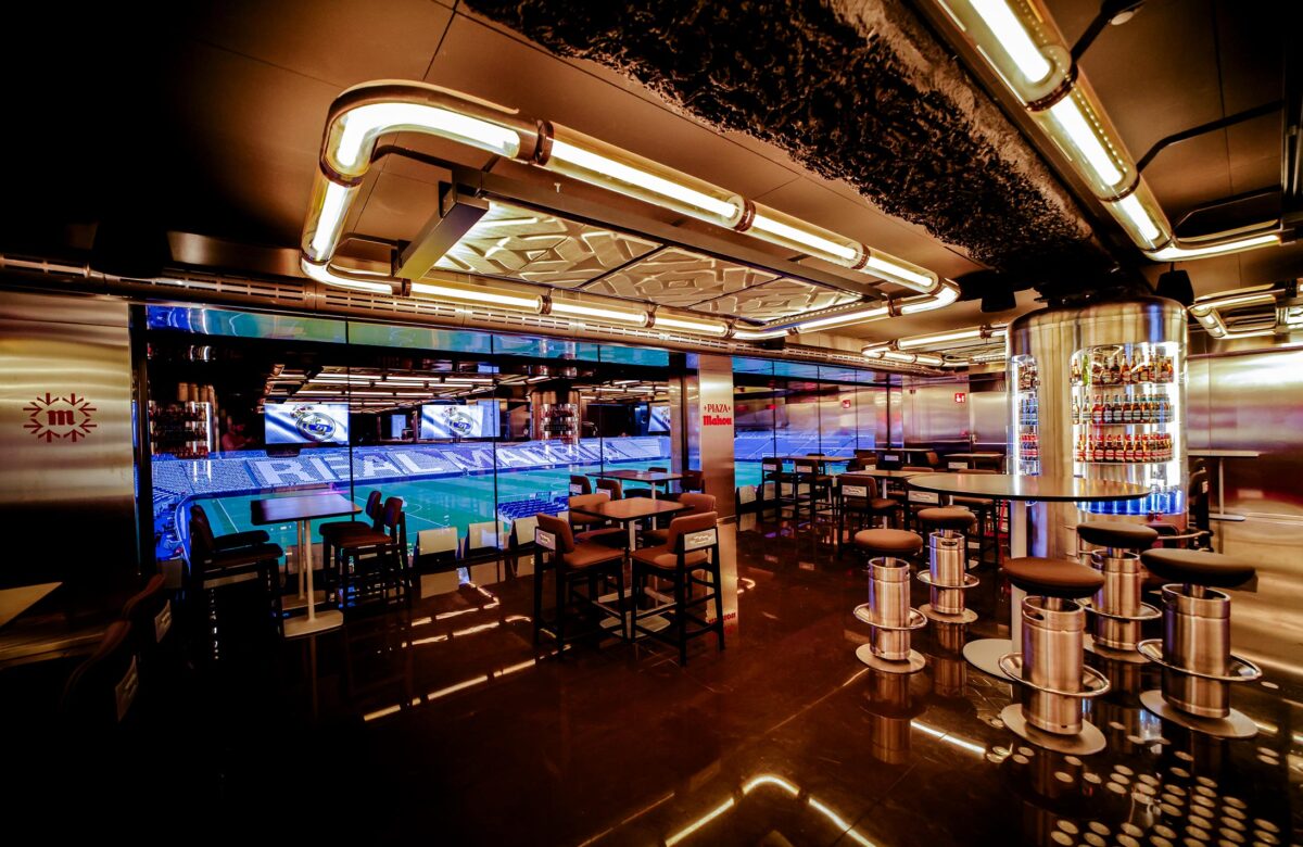 Plaza Mahou na Bernabéu (zdroj: mahou-sanmiguel.com)