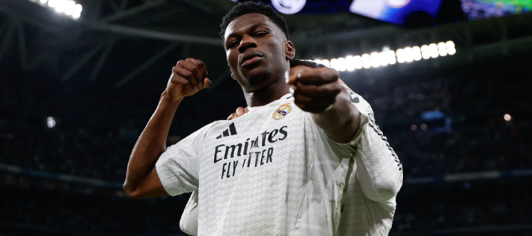 Manchester United sní o Tchouaménim. Chce využít komplikované situace v kabině