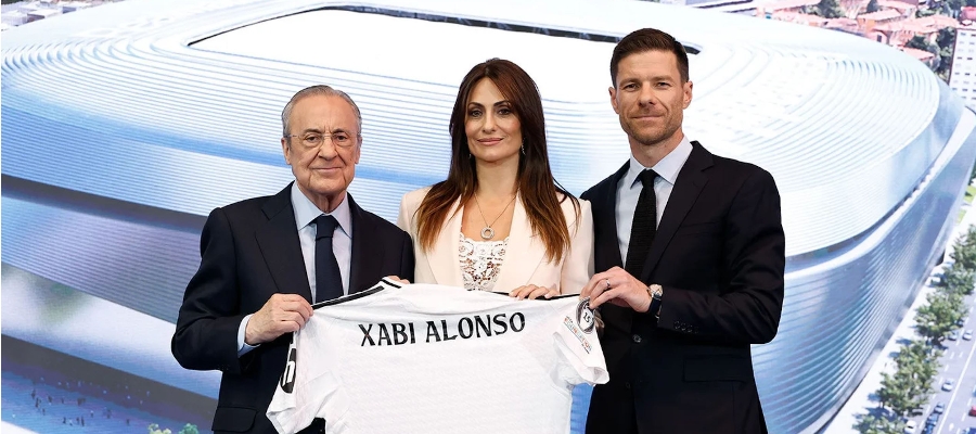Xabi vstupuje na neprobádané území. Del Bosque posledním úspěšným Španělem na lavičce Los Blancos