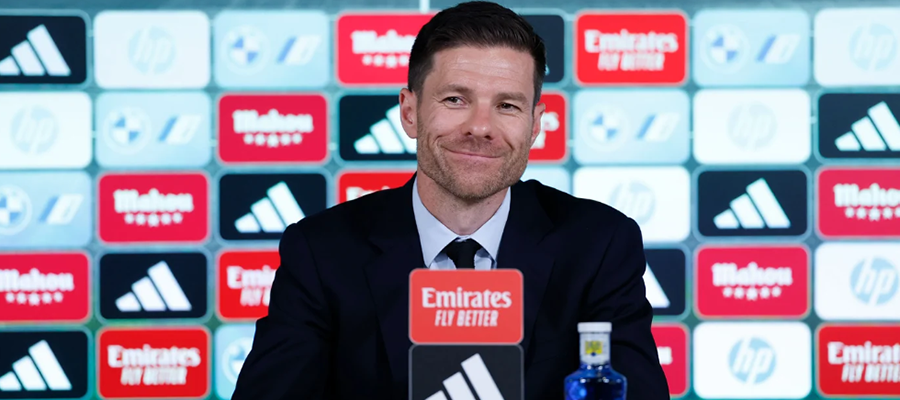 Xabiho první tiskovka: Cítil jsem, že právě teď je ten správný moment převzít Real Madrid, řekl