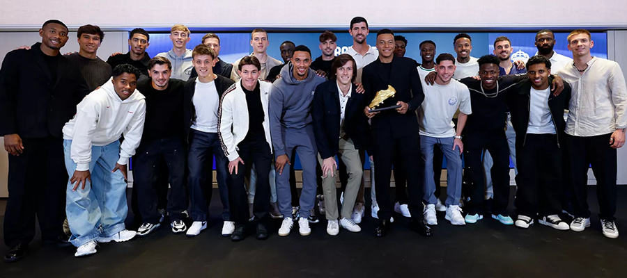 Mbappé: Tým je nejvíc. Bez těchto hráčů, kteří tu dnes jsou, by takové ocenění nebylo možné