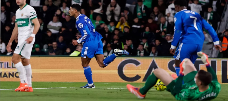 VAR rozhodčí: Situace Viníciuse a Iñakiho Peñi? To byla náhodná akce, běžný prvek hry