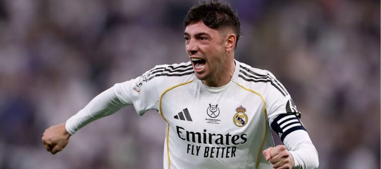 Halcón s kladivem a kanonem