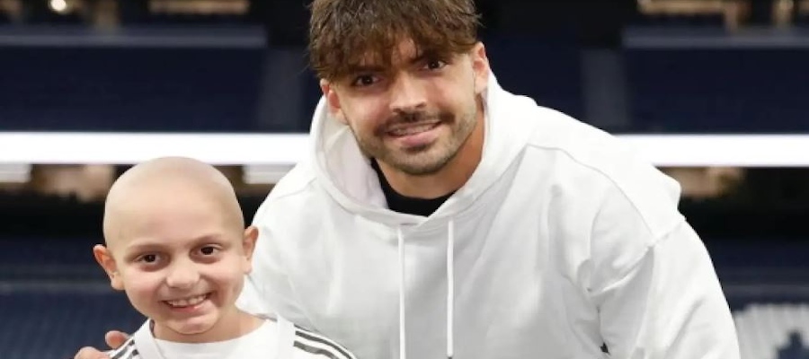 Krásné věnování Asencia Elíasovi, chlapci bojujícímu s leukémií, který je už jeho „talismanem“