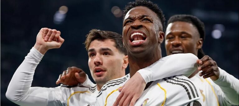 Měl Isidro Díaz de Mera nastavit v zápase Realu s Rayem 9 minut?