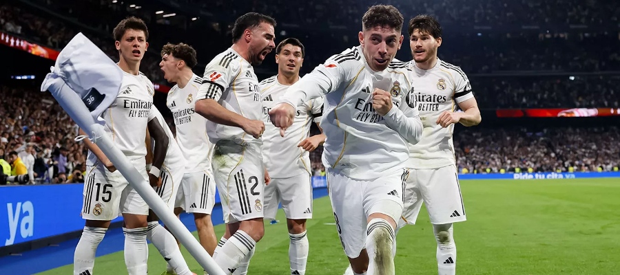 Zápis rozhodčího v protokolu prodlouží Valverdeho trest