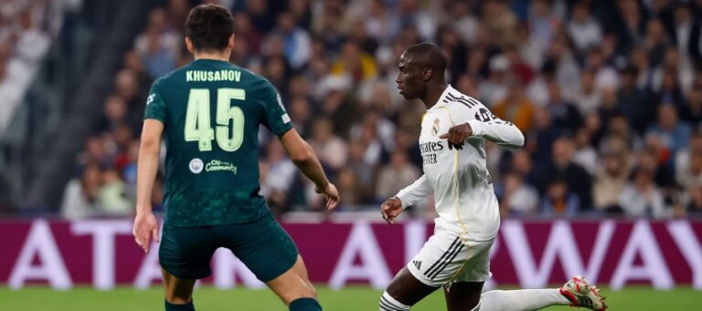 Arbeloa řeší problém na levém beku před duelem s Elche