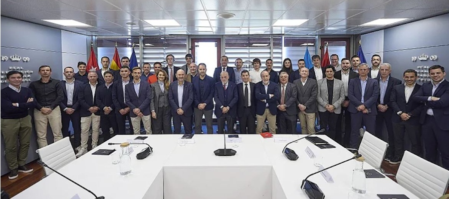 Real Madrid se nedostavil na jednání Výboru pro reformu rozhodčích