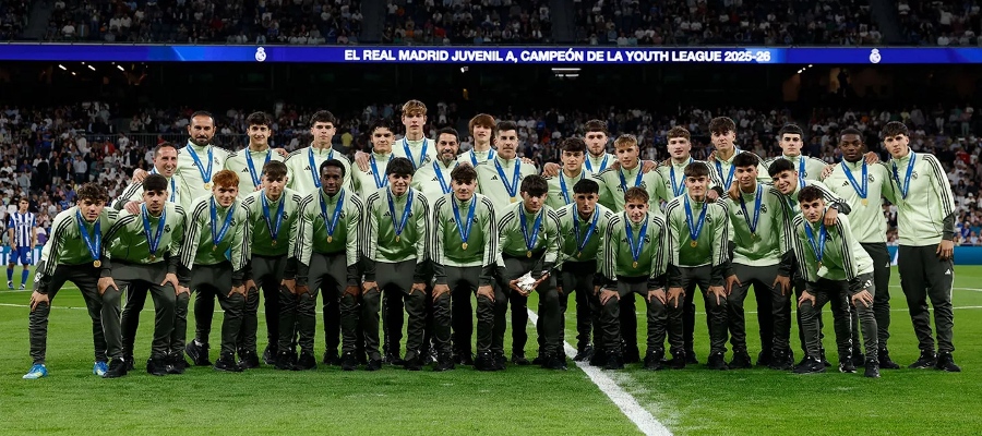 Bernabéu vzdává poctu šampionům Youth League