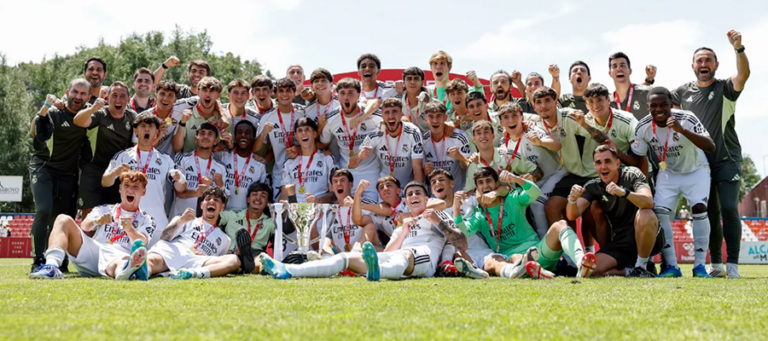 Juvenil A vyhrál Copu de Campeones a dosáhl historického treble