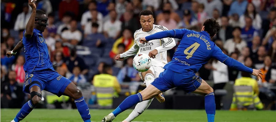 Mbappé: Trenér mi řekl, že podle něj jsem čtvrtým útočníkem v kádru