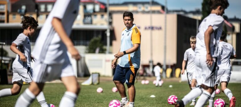 Skvělý trénink, atmosféra i zábava. Letní kempy Real Madrid nabídnou dětem týden plný zážitků