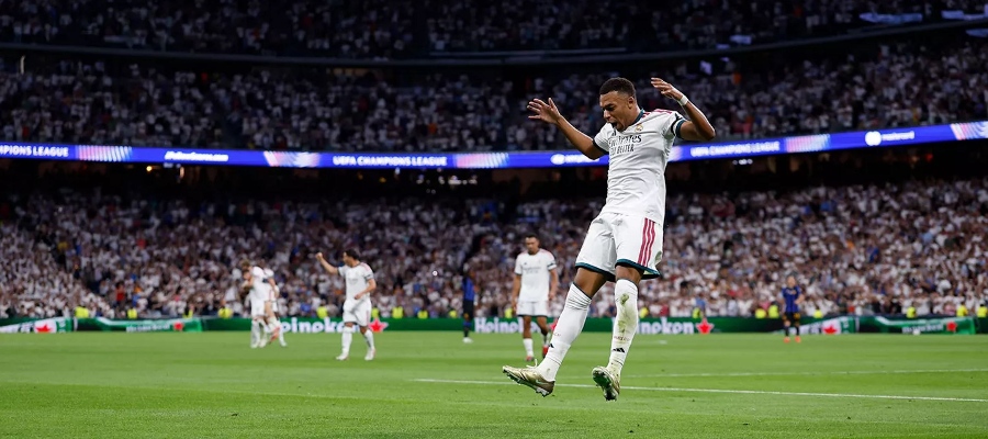Mbappé před jubilejním 100. zápasem v Lize mistrů