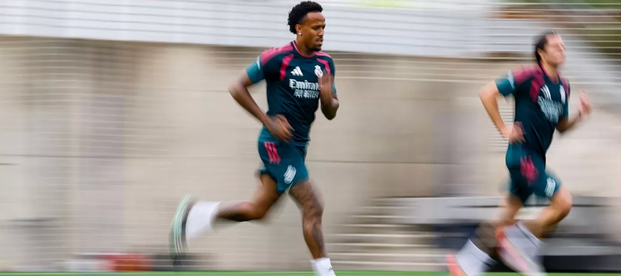Militão absolvoval ve Valdebebas část tréninku s týmem