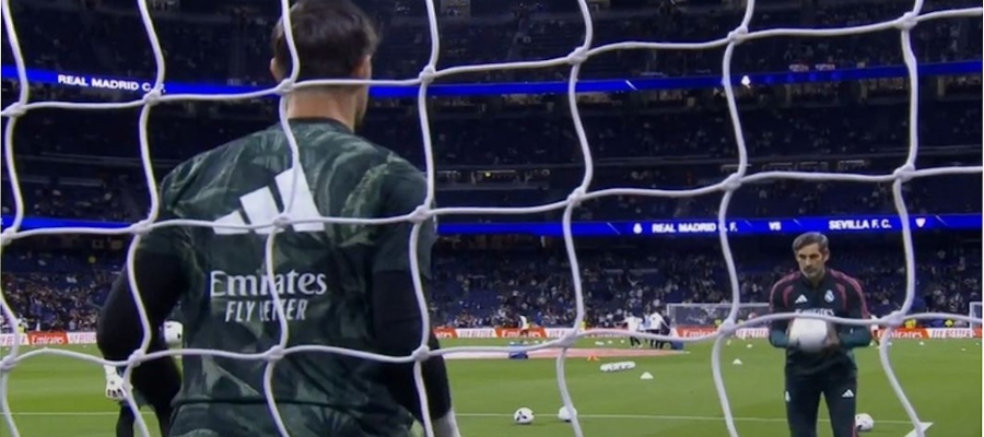 Courtois absolvoval předzápasovou rozcvičku s… Diegem Lópezem