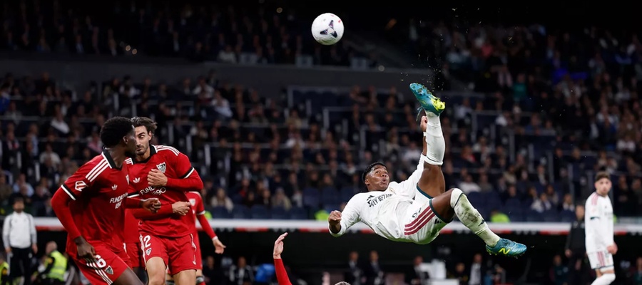 Postřehy z Bernabéu: Mourinho ukázal tvář, kterou si fanoušci představují